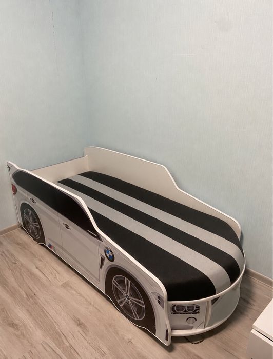 Дитяче ліжко - машина BMW