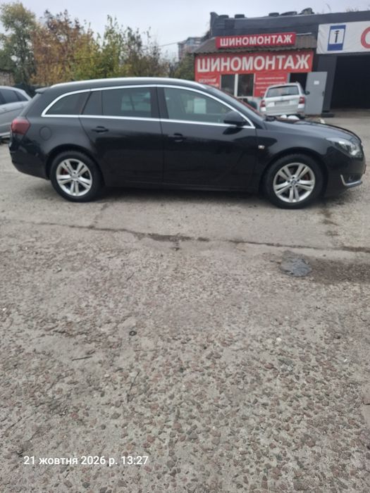 Продам opel insignia