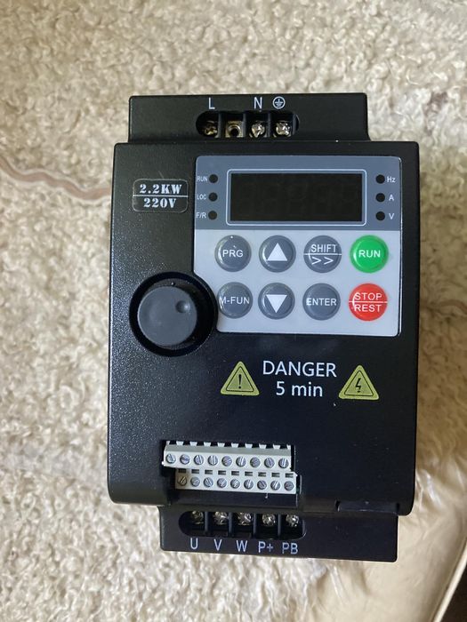Частотник 2.2 кВт.