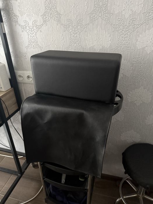 Перукарське обладнання