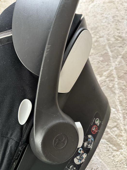 Автокрісло Cybex Aton M від 0 до року