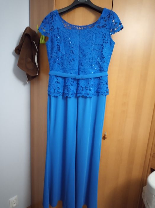 Niebieska sukienka 38/40