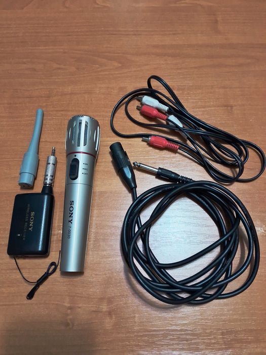 Мікрофон Sony  7-0030 безпровідний/провідний