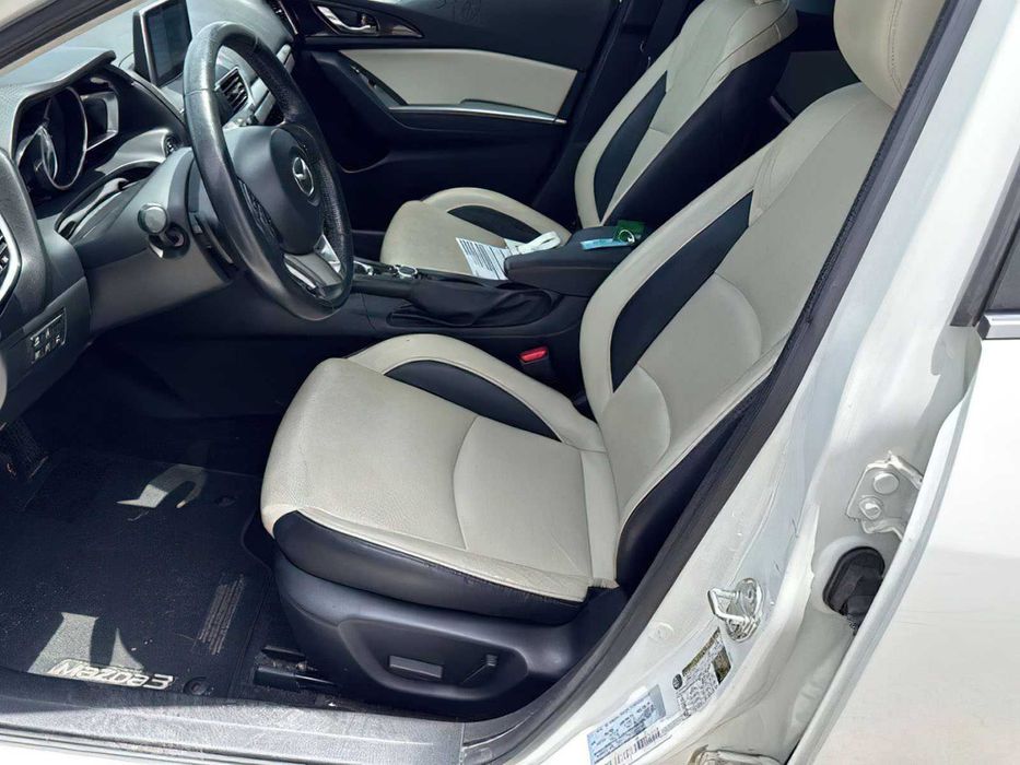 Mazda 3 s Grand Touring      2016