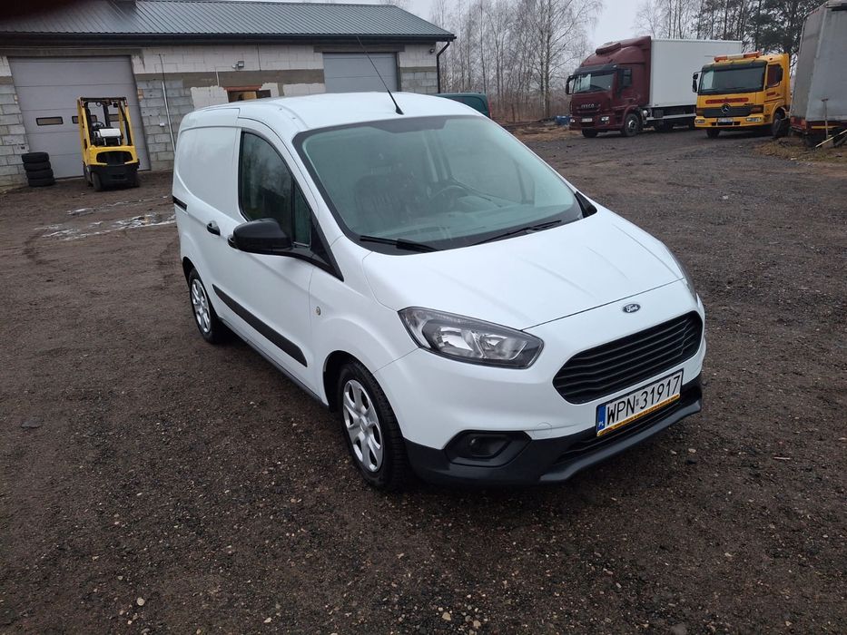Ford Transit courier jak NOWY