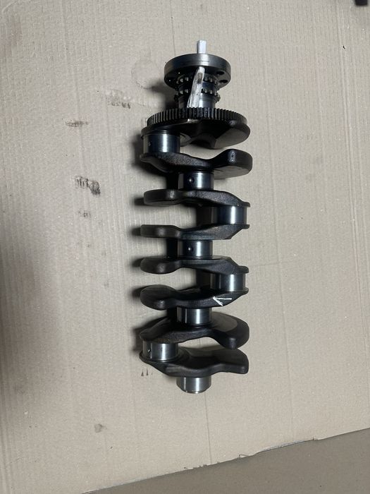 Коленвал колінвал B46 B48 2.0 Bmw