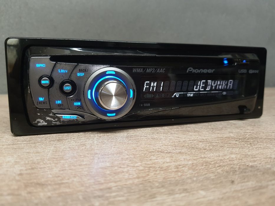 Radio samochodowe Pioneer DEH-50UB CD MP3, AUX RCA, Klasyk Oldtimer Podśw. niebieski / Sterowanie Subwoofer
