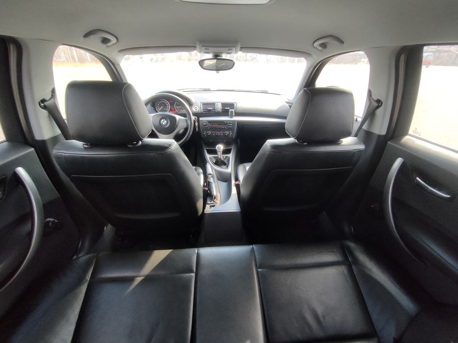 BMW 1 серии,2005г.1.6 бенз