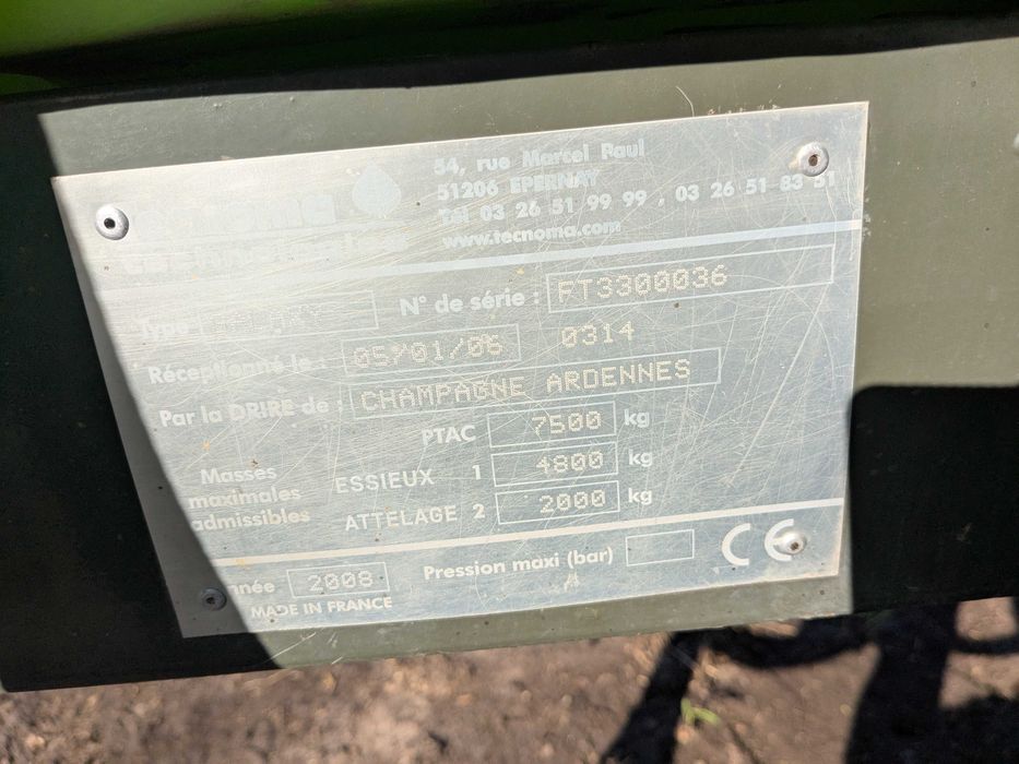 Opryskiwacz ciągany Tecnoma Galaxy Super 24/21m