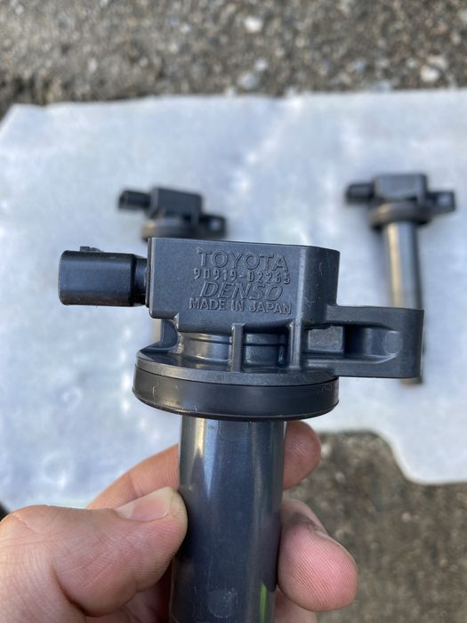 Продам катушки Тайота Оригинал 90919-02265