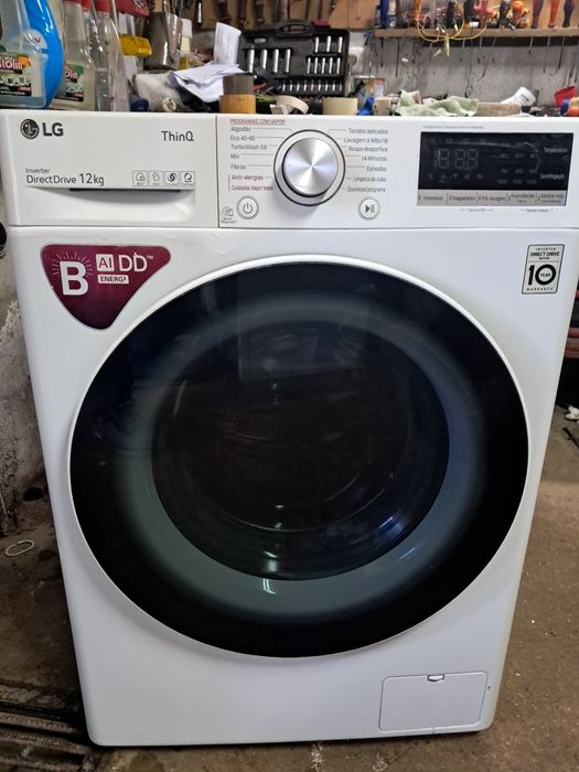Máquina de lavar roupa 12kg