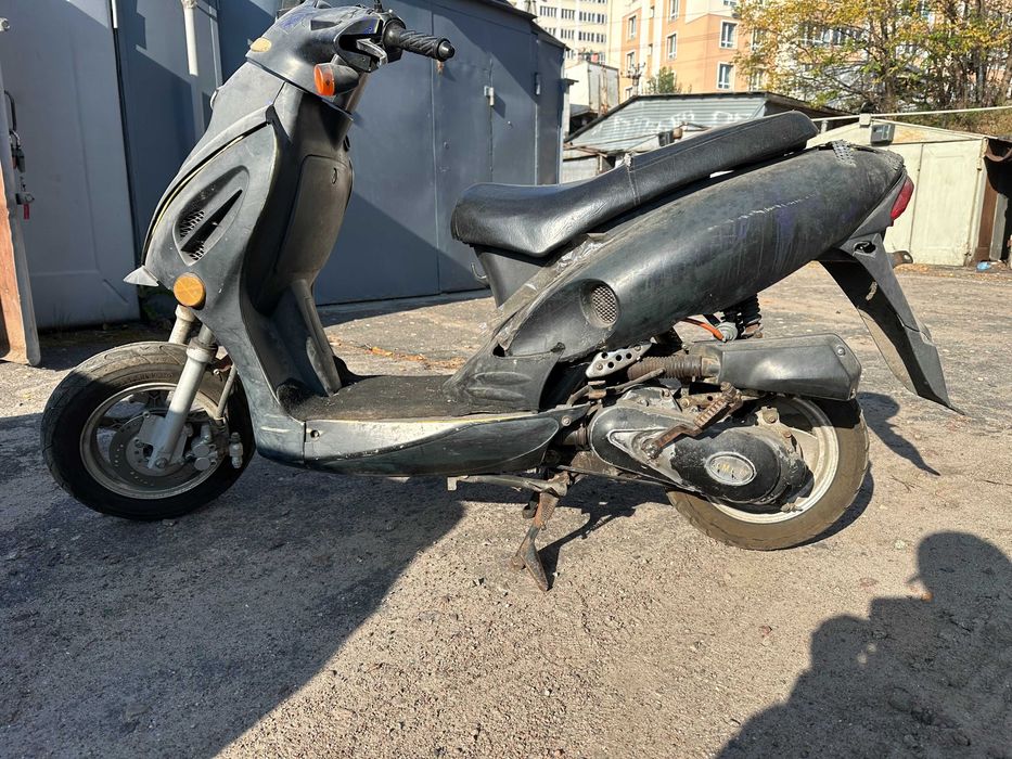Продам мопед (на запчастини)