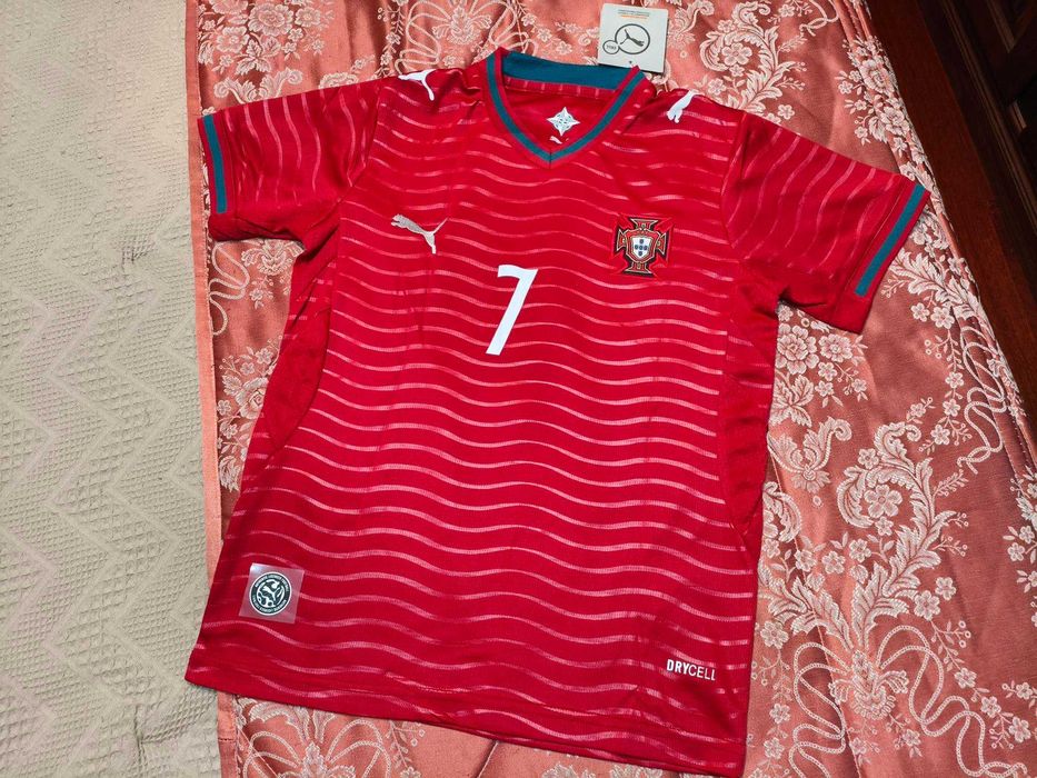 Camisola Criança RONALDO Equipamento PORTUGAL | NOVO