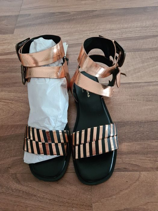 Pepe Jeans Sandały damskie eleganckie skórzane Złote rozmiar 36