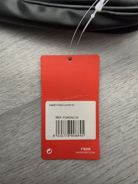 Capa NOX Luxury Fundalux para Raquete de Padel – Nova