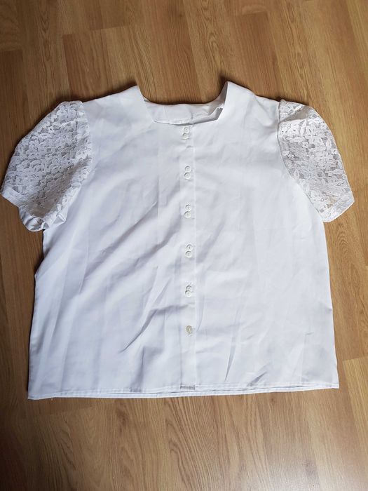 Bluzka biała rozm. XXL/44 koronkowy krótki rękaw