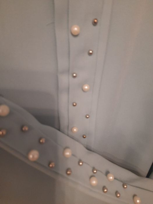 Sukienka miętowa z perłami 38