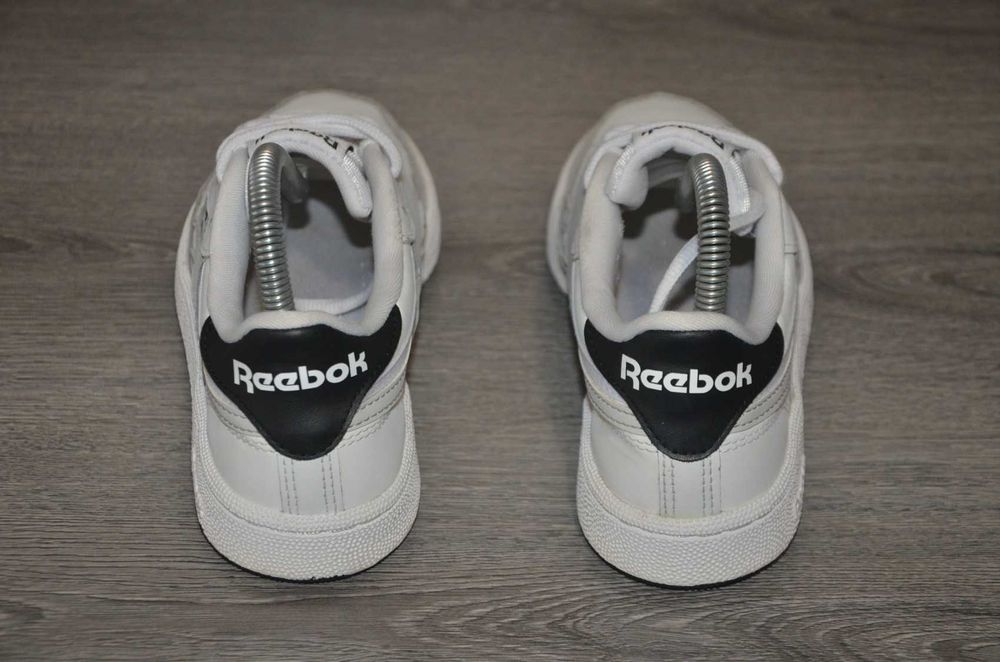 Продам кросівки Фірма Reebok.