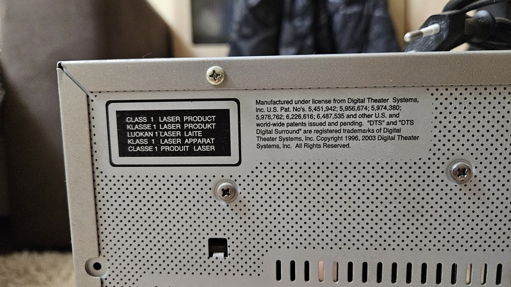 Музичний центр LG LM-K3340