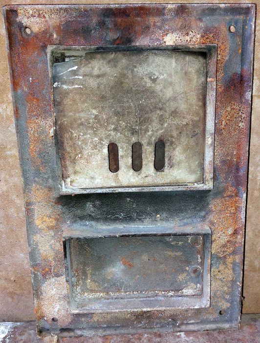 drzwiczki żeliwne do pieca