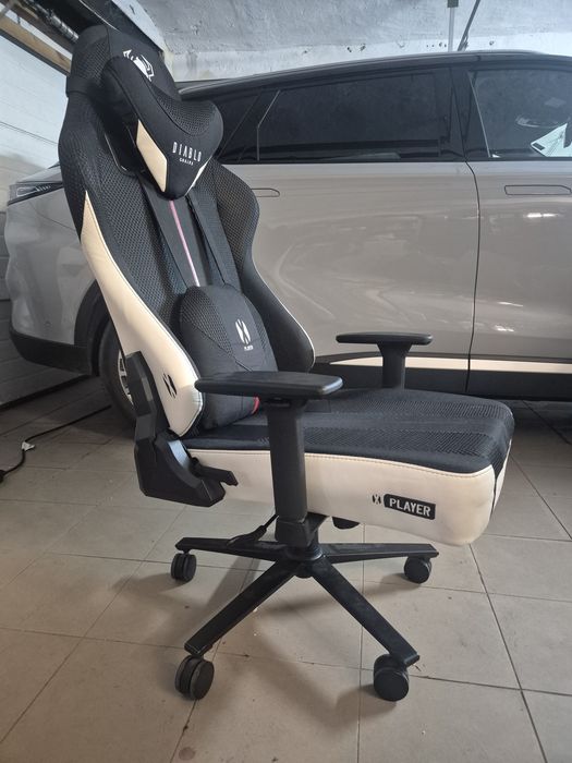 Sprzedam prawie nowy Fotel  DIABLO Player
