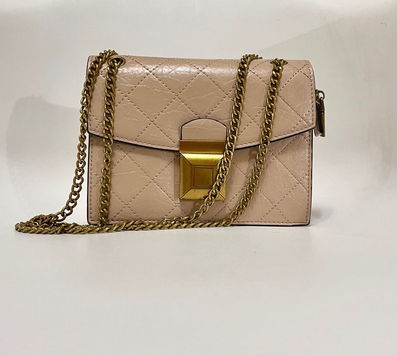 Сумка в стиле Chanel бежевый кросс боди на плечо