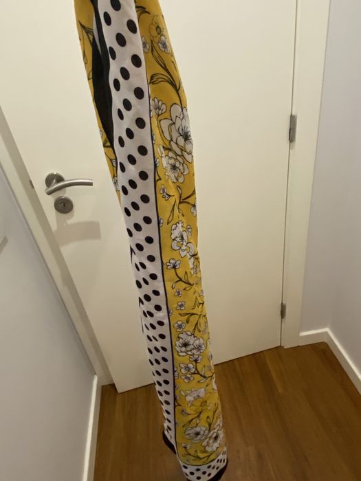 Lenço Stradivarius