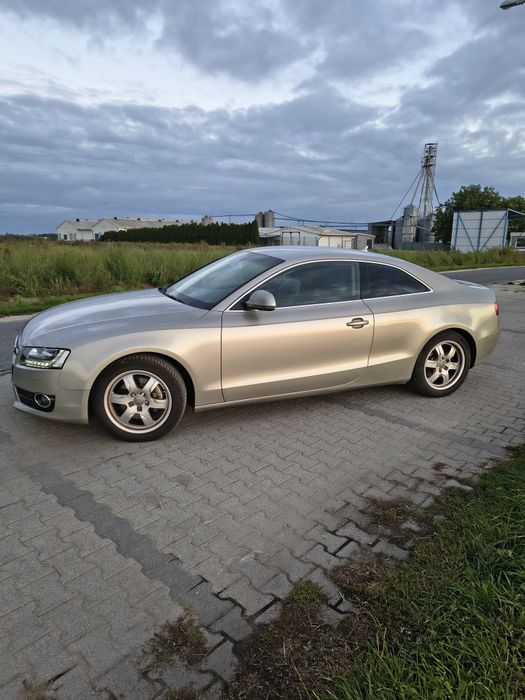 Audi A5 quattro coupe