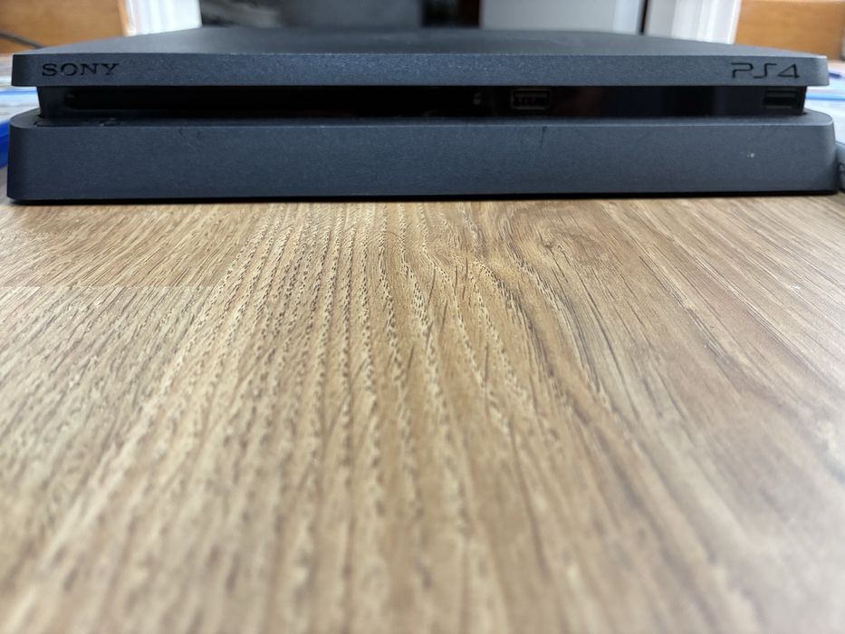 PlayStation 4 500GB