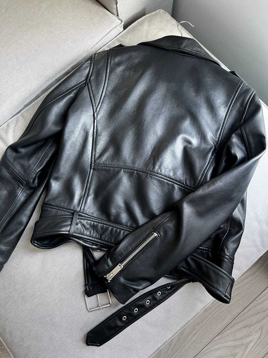 Шкіряна жіноча куртка ZARA