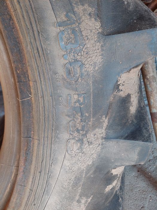 Opony 13.6r38  2 sztuki