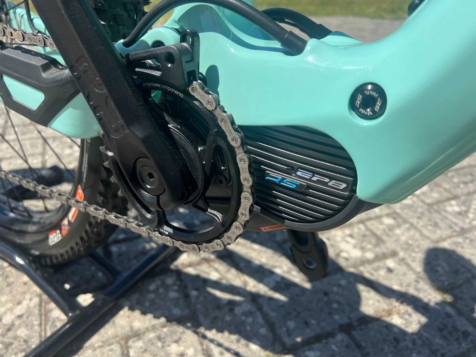 Bicicleta de montanha elétrica ORBEA RISE M20 (2021) Tam. M - Seminova