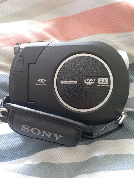 Видеокамера sony