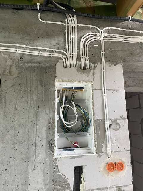 Elektrolan Usługi elektryczne, instalacje teletechniczne.