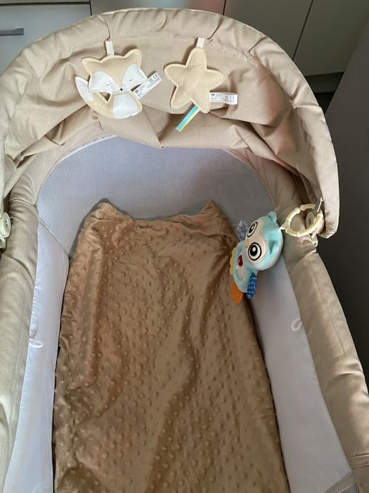 Kołysko -łozeczko kolor bezowy