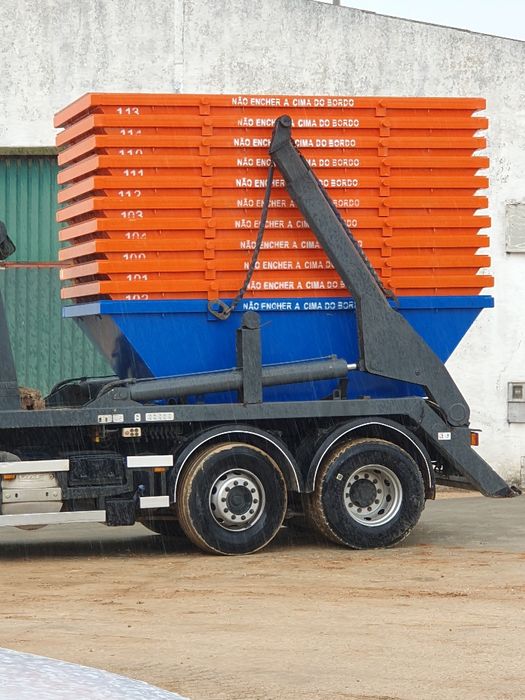 CONTENTORES e CARRINHAS p/recolha de resíduos de obras e lixo diverso