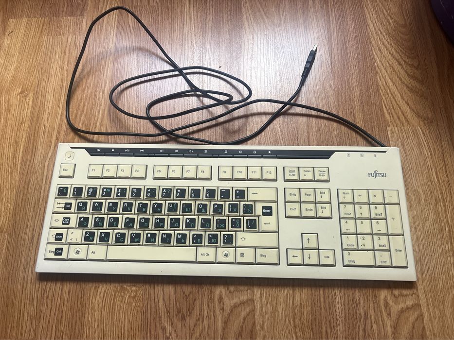 Продам клавіатуру, мишку