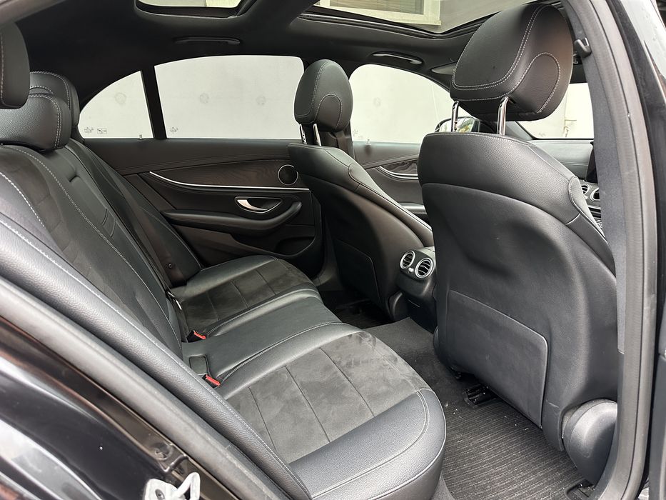 Салон комбінований шкіра з алькантарою Mercedes-Benz W213 Седан