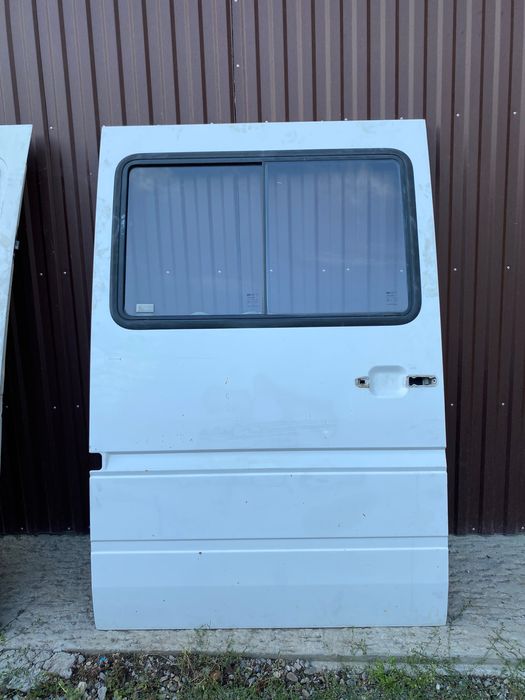 Бокові двері Mercedes-Sprinter