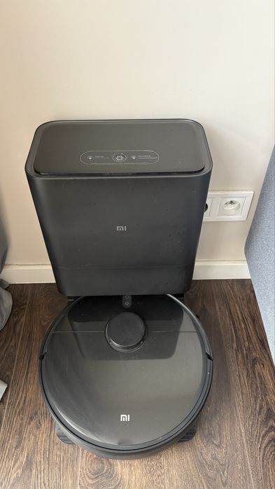 Mi Robot Vacuum 2 Ultra, Robot sprzatajacy - czarny