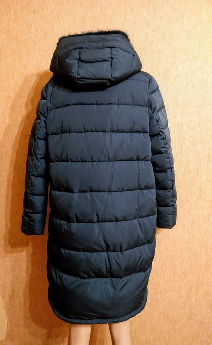 Пуховик зимний женский длиный. Очень тёплый.