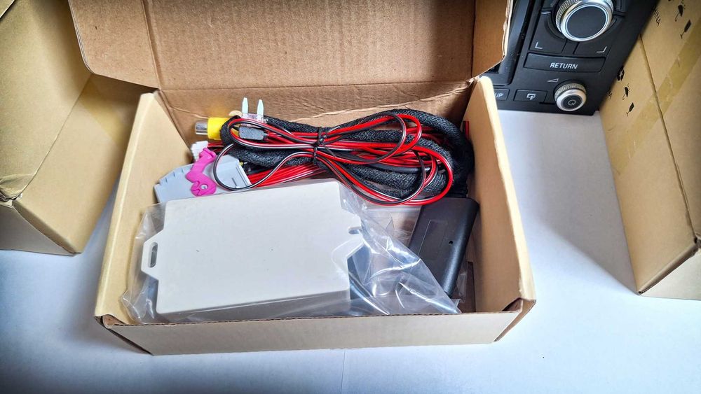 KAMERA cofania + MODUŁ Kamery Cofania + Bluetooth Audio dla Audi RNS-E (LED & LCD)  ZESTAW !
