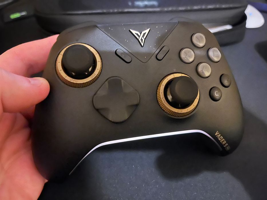 Flydigi Vader 5 Pro Max Pack