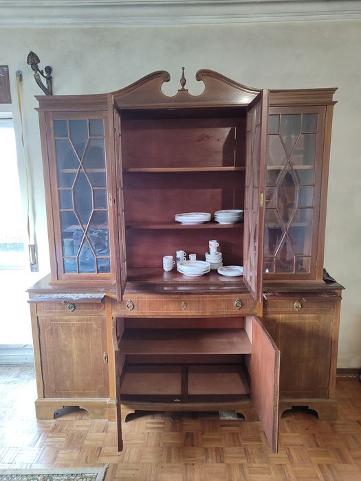 Móvel de sala castanho