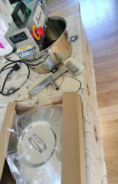 Panela de fazer brigadeiros