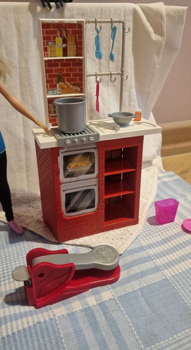 Barbie kucharka kuchnia / bar spaghetti