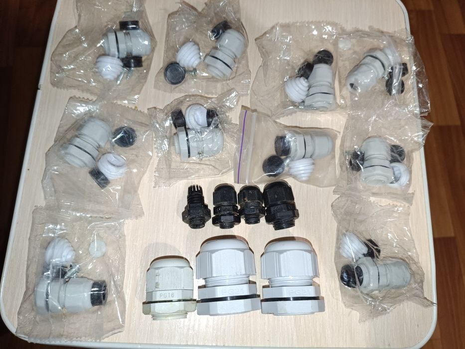 Сальники (кабельні вводи)