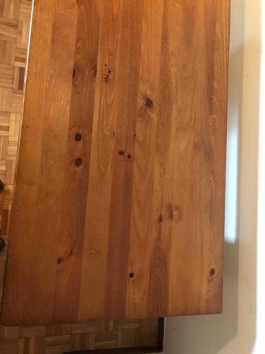 Secretária castanha