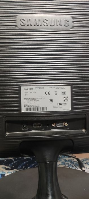 Monitor Samsung S24D330H – 24 cale, Full HD, HDMI + VGA