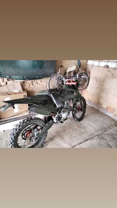 Мото кові адванс 300